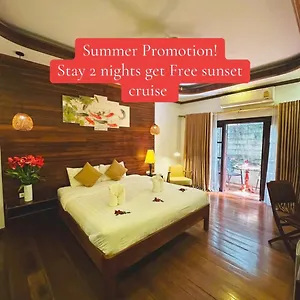 Mekong Charm River View 4* Luang Prabang