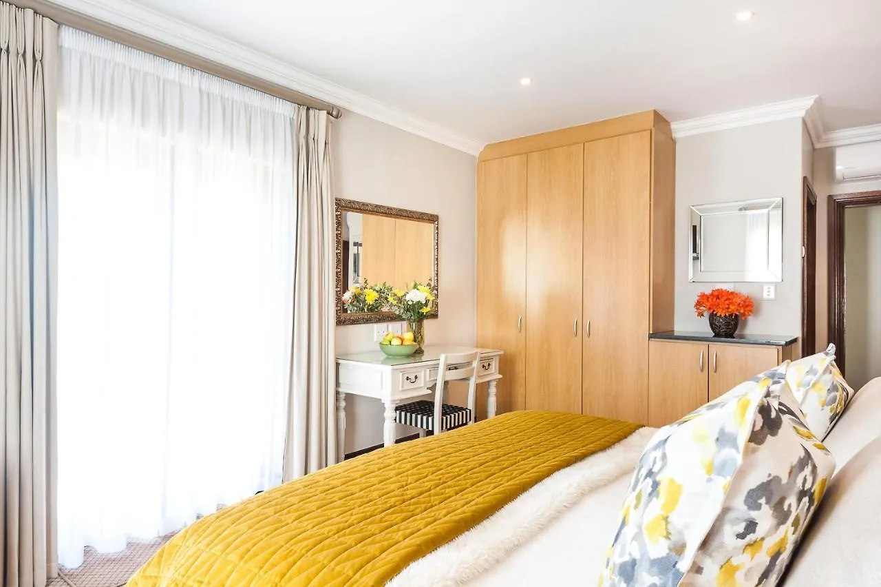 Guest house Evertsdal Guesthouse Durbanville