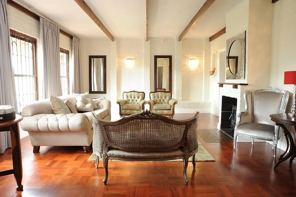 Guest house Evertsdal Guesthouse Durbanville